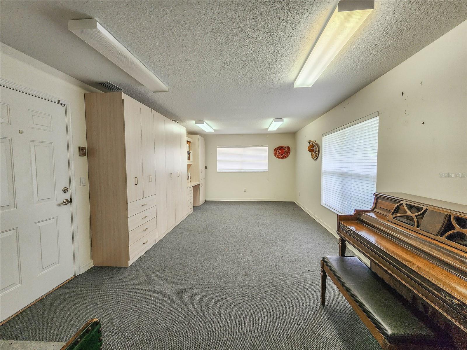 1308 Wicklow Ln Property Photo 74