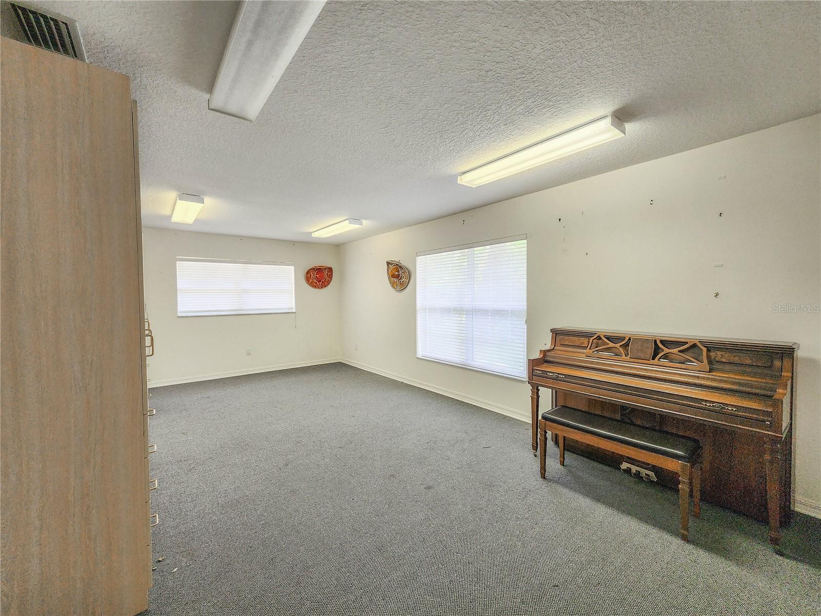 1308 Wicklow Ln Property Photo 75