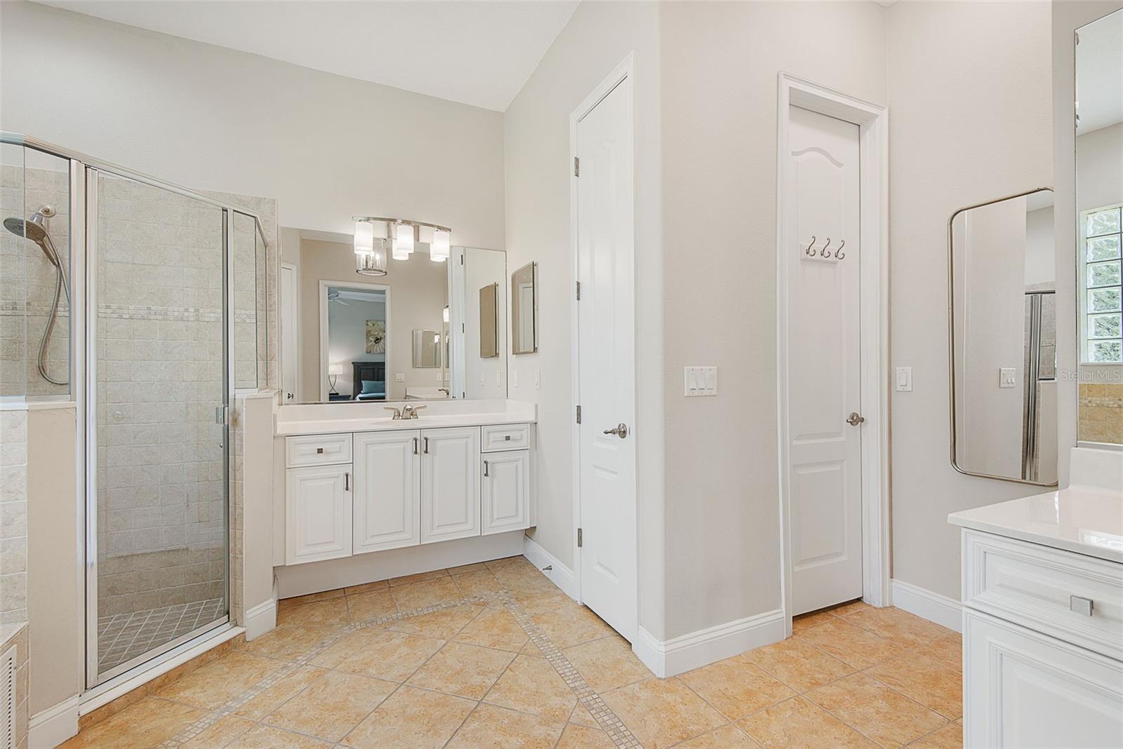27 Longview Way N Property Photo 40