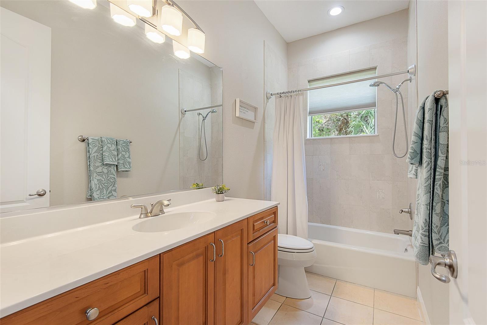27 Longview Way N Property Photo 42