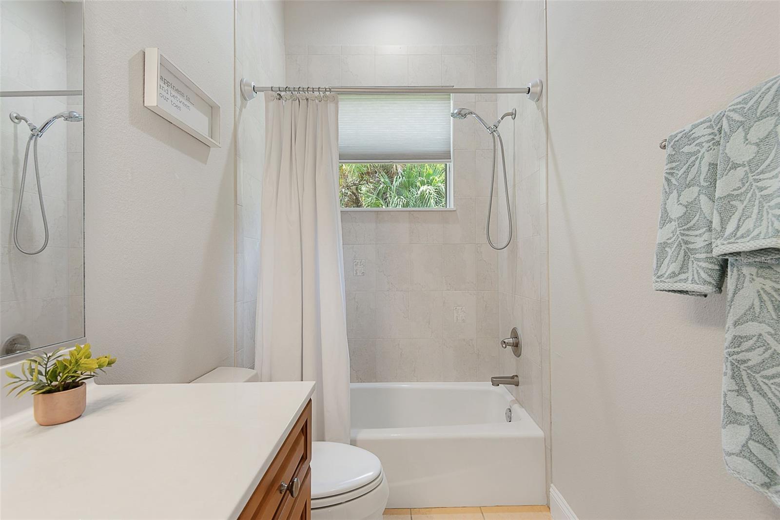 27 Longview Way N Property Photo 43
