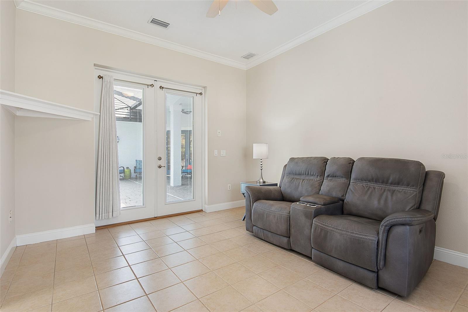 27 Longview Way N Property Photo 51