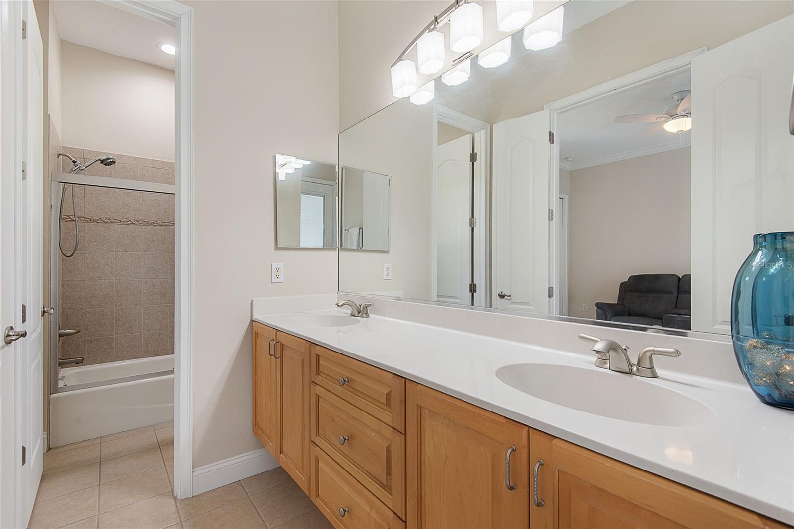 27 Longview Way N Property Photo 53