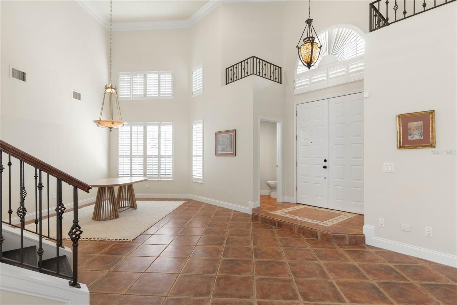 6 Monterrey Dr Property Photo 4