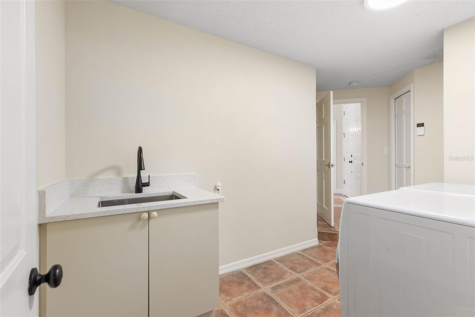 6 Monterrey Dr Property Photo 47