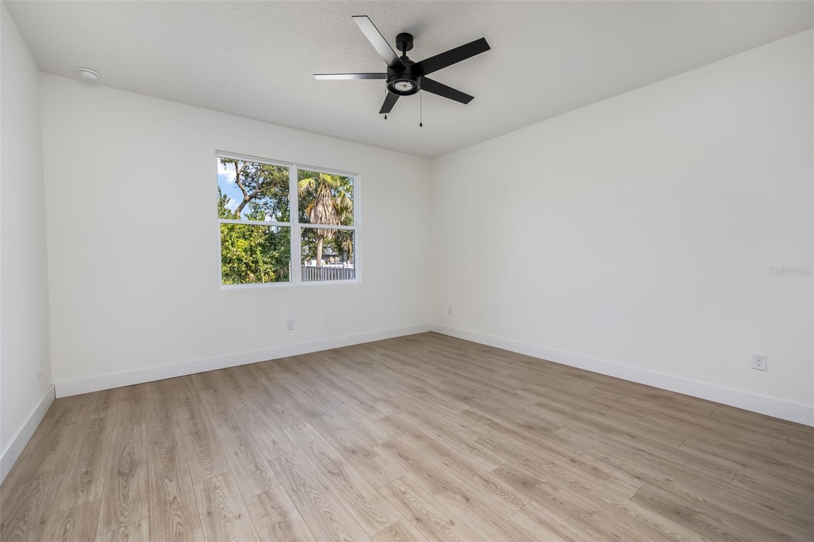 50 Wheeling Property Photo 29