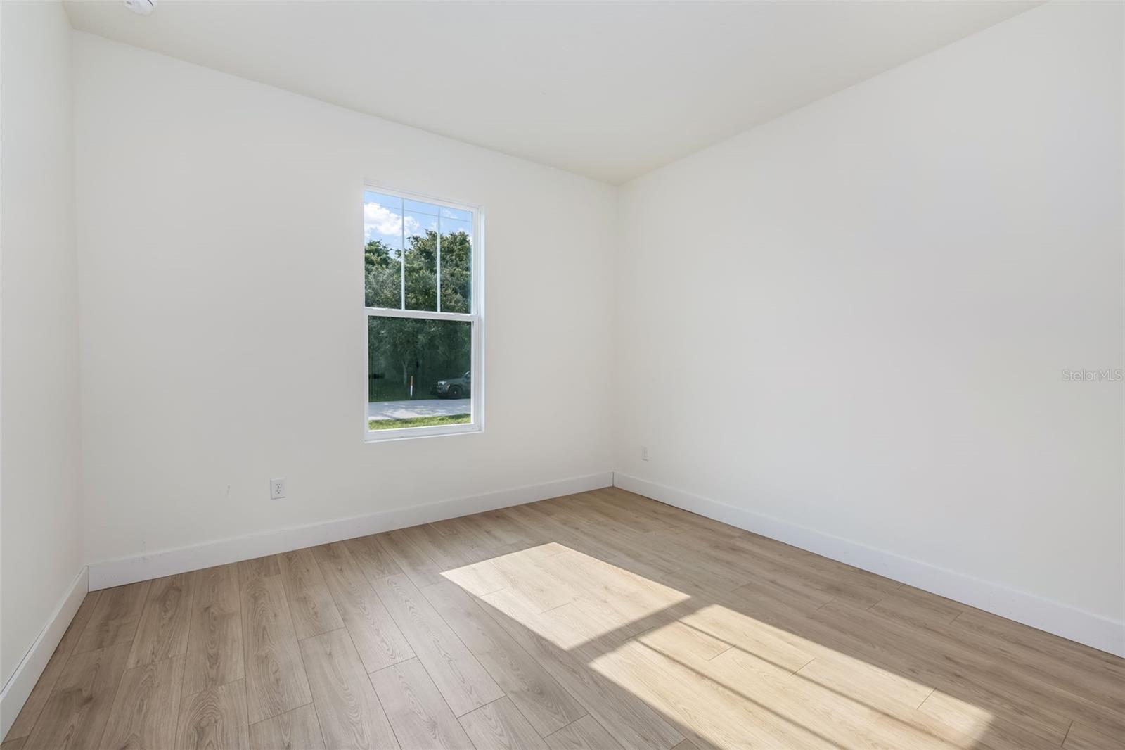 50 Wheeling Property Photo 33