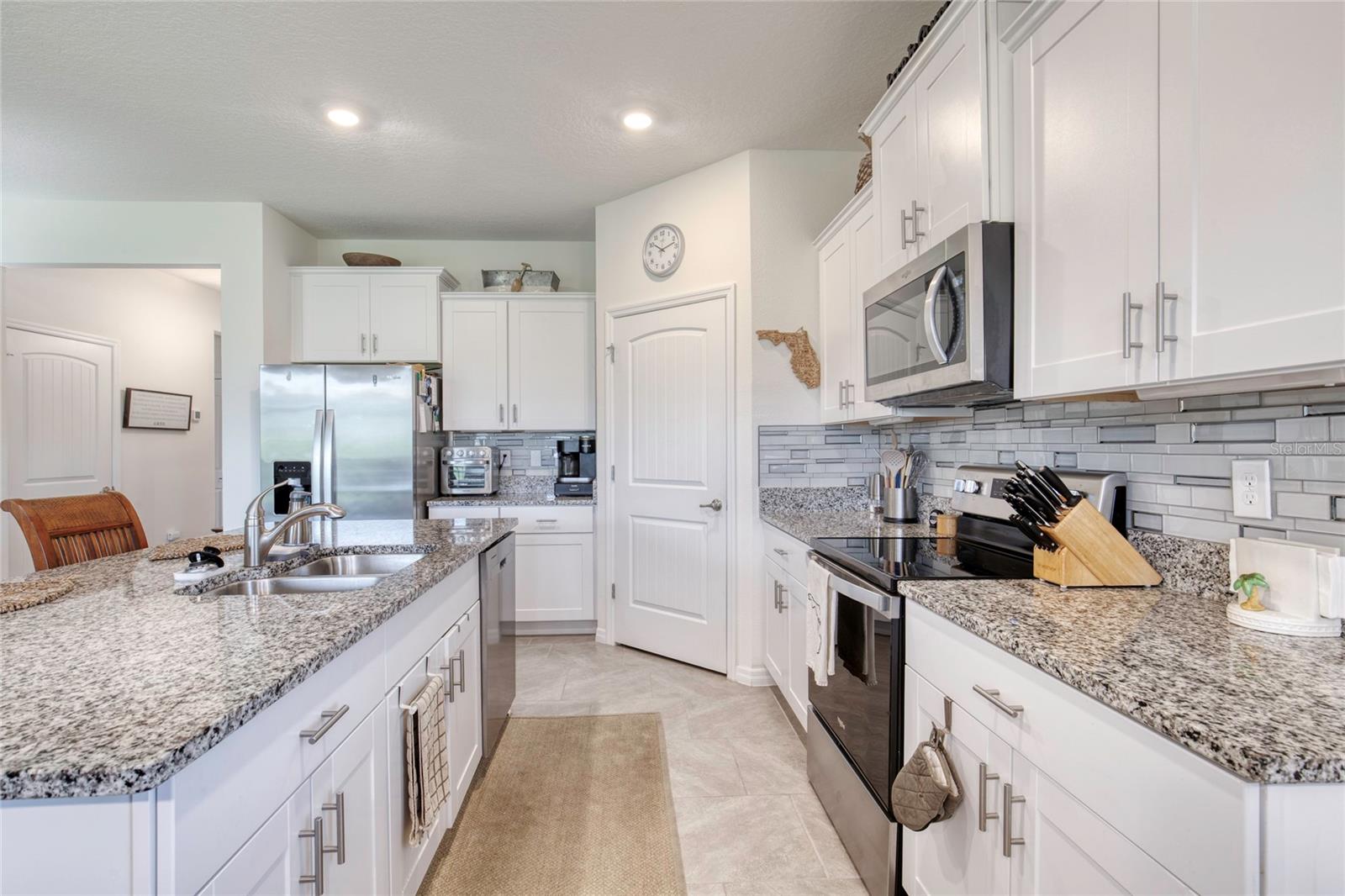 6 Fox Lair Ct Property Photo 22