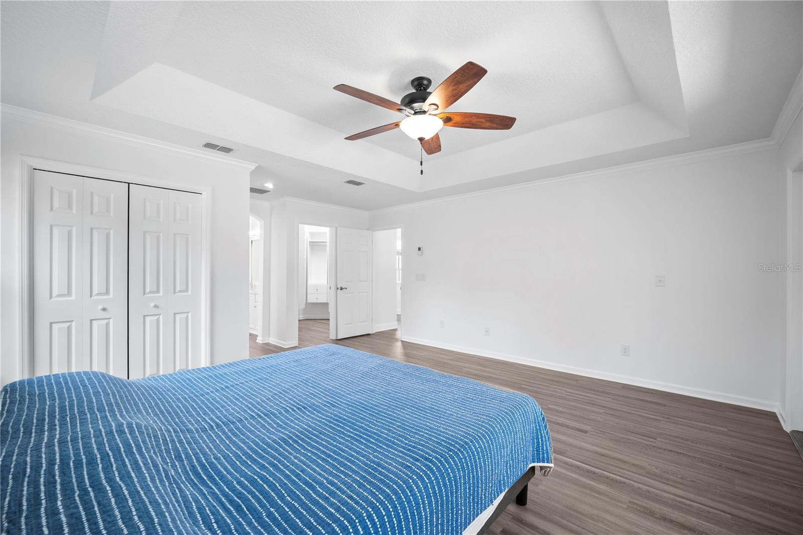 656 Wyndham Ct Property Photo 23