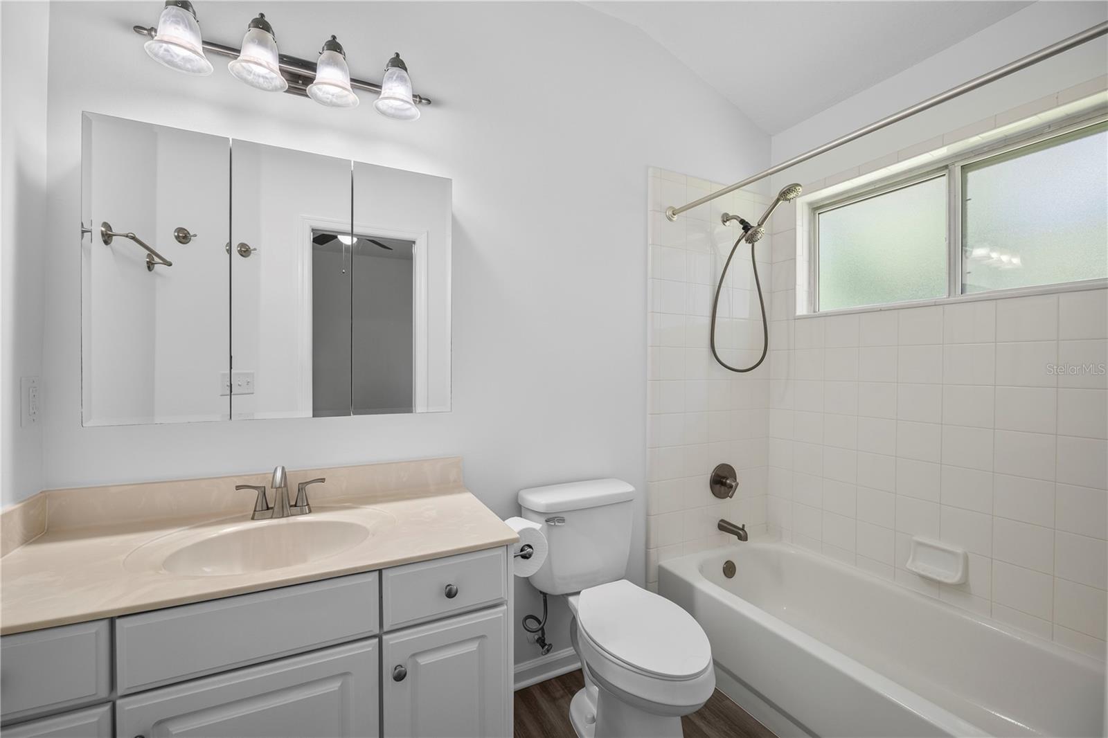 656 Wyndham Ct Property Photo 45