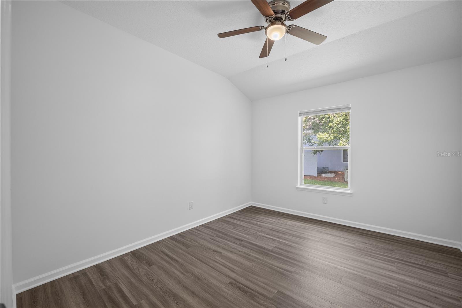 656 Wyndham Ct Property Photo 46
