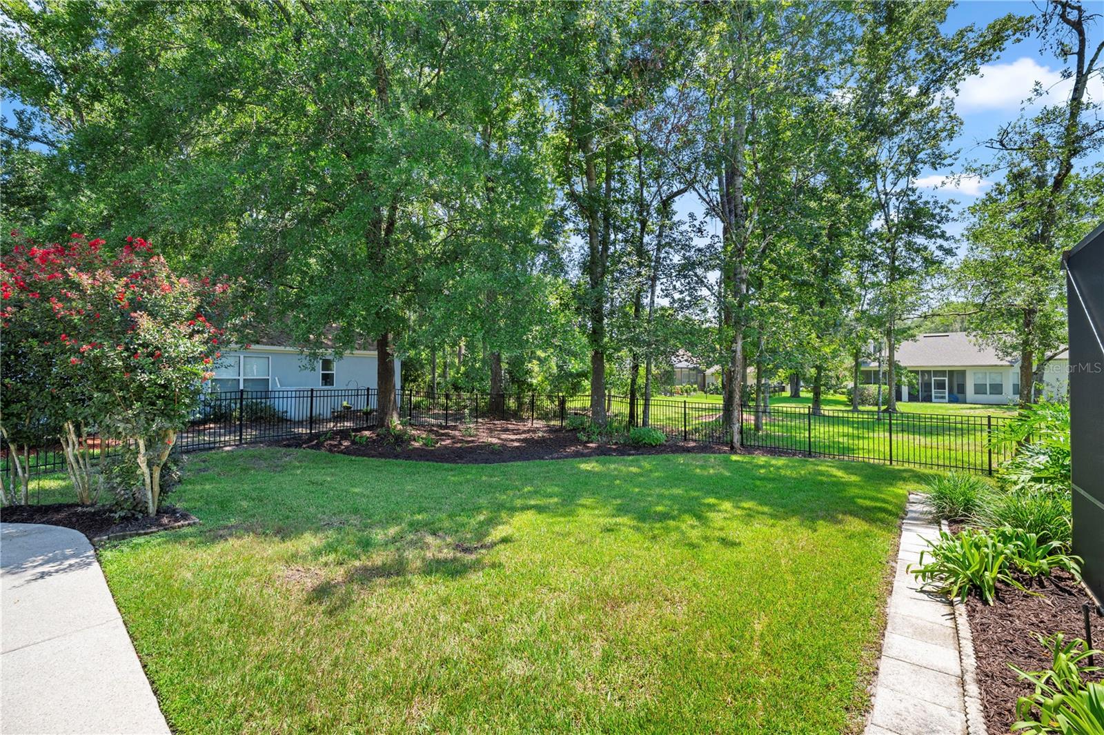656 Wyndham Ct Property Photo 59