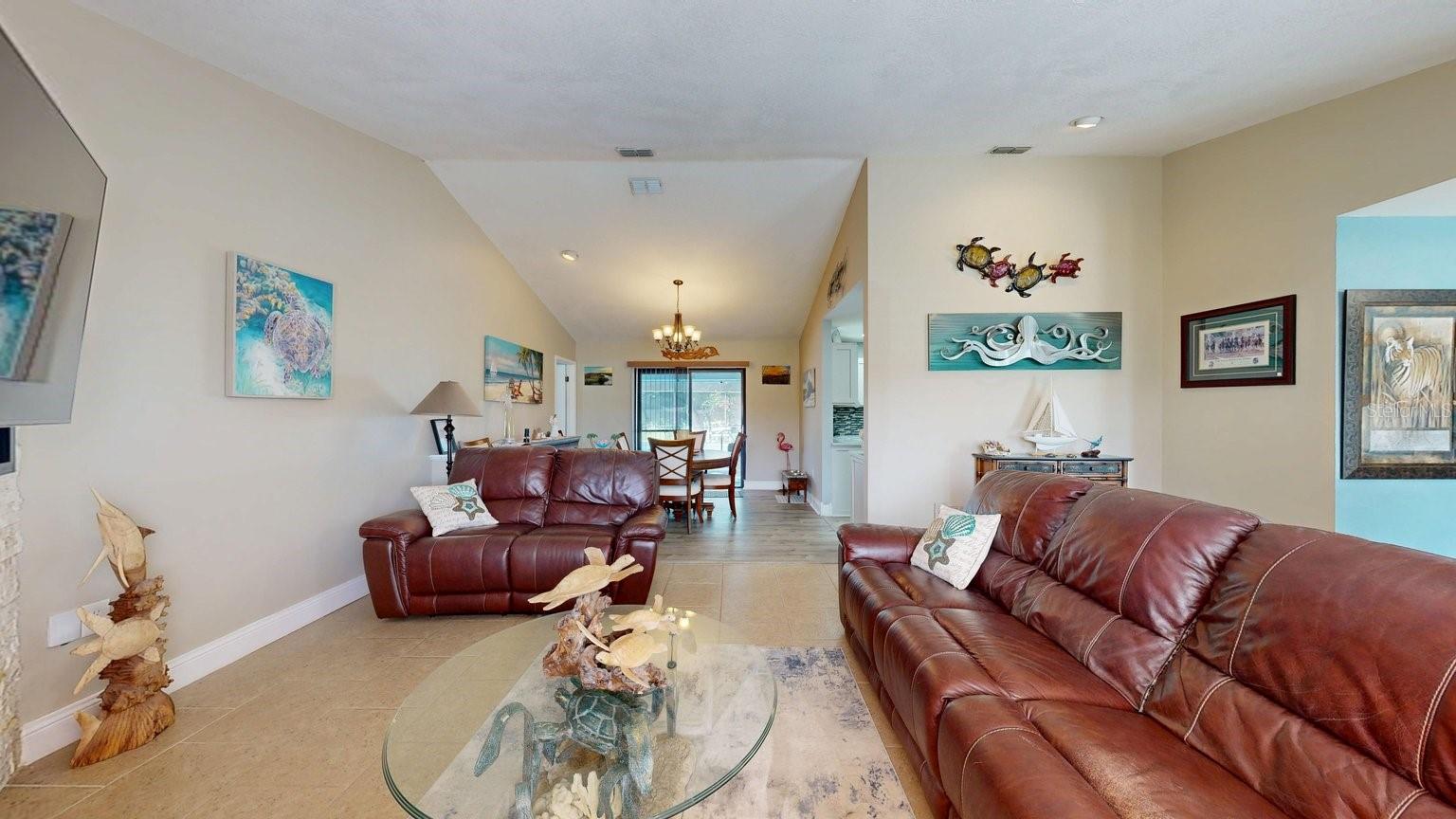 12 Classic Ct S Property Photo 6
