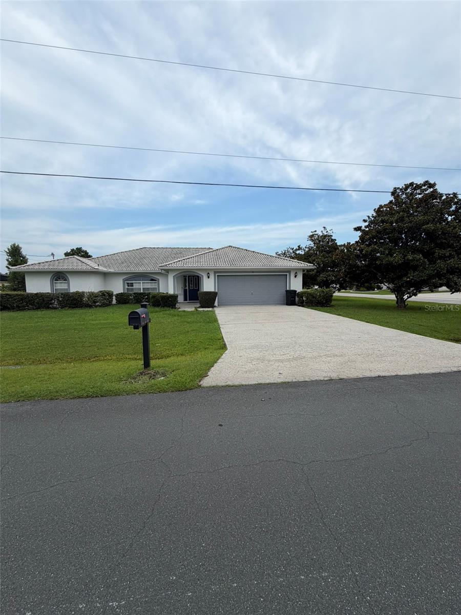 2 Lamar Ln Property Photo 1