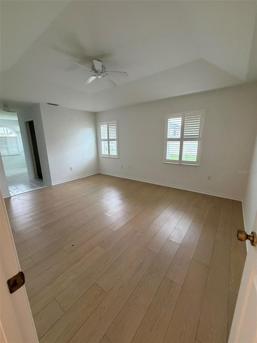 2 Lamar Ln Property Photo 3