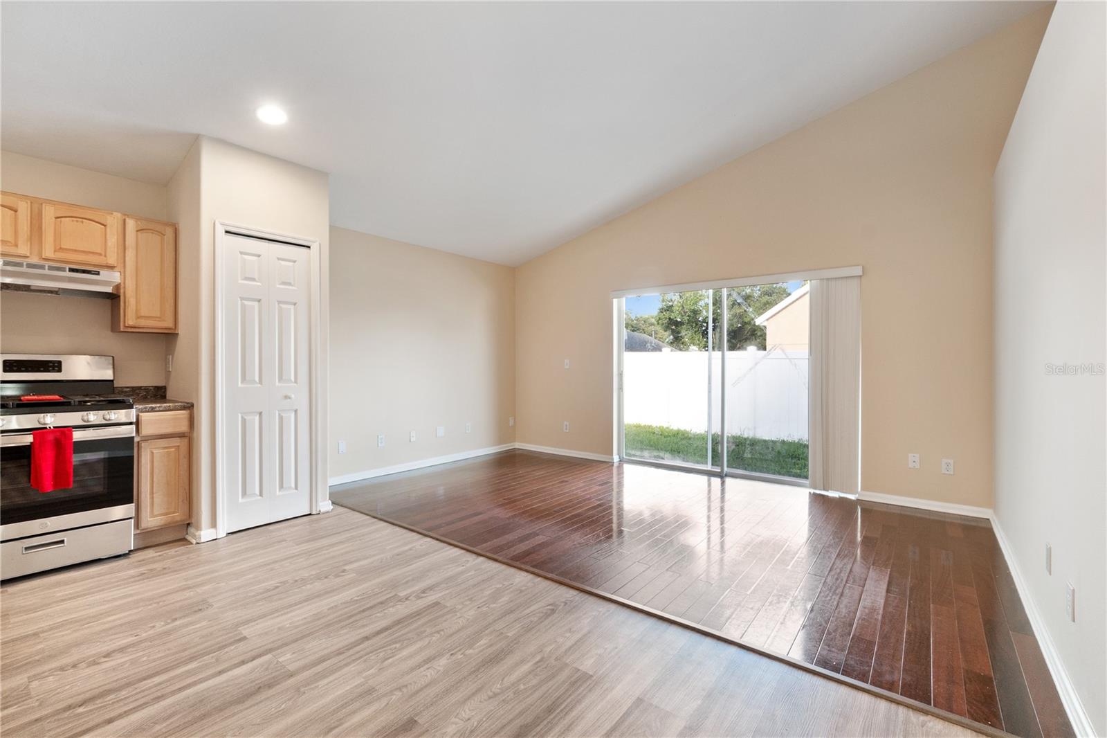 2917 Wilshire Rd Property Photo 9