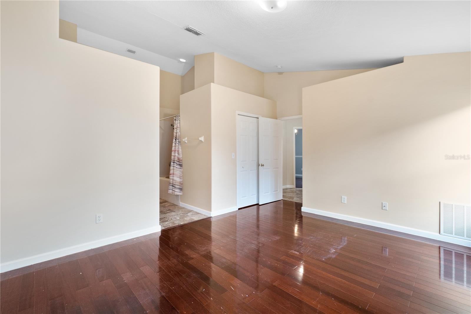 2917 Wilshire Rd Property Photo 13