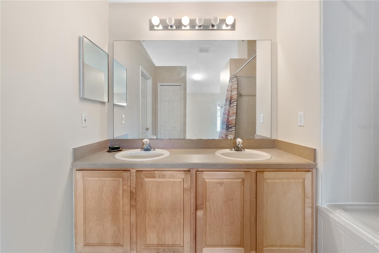 2917 Wilshire Rd Property Photo 29