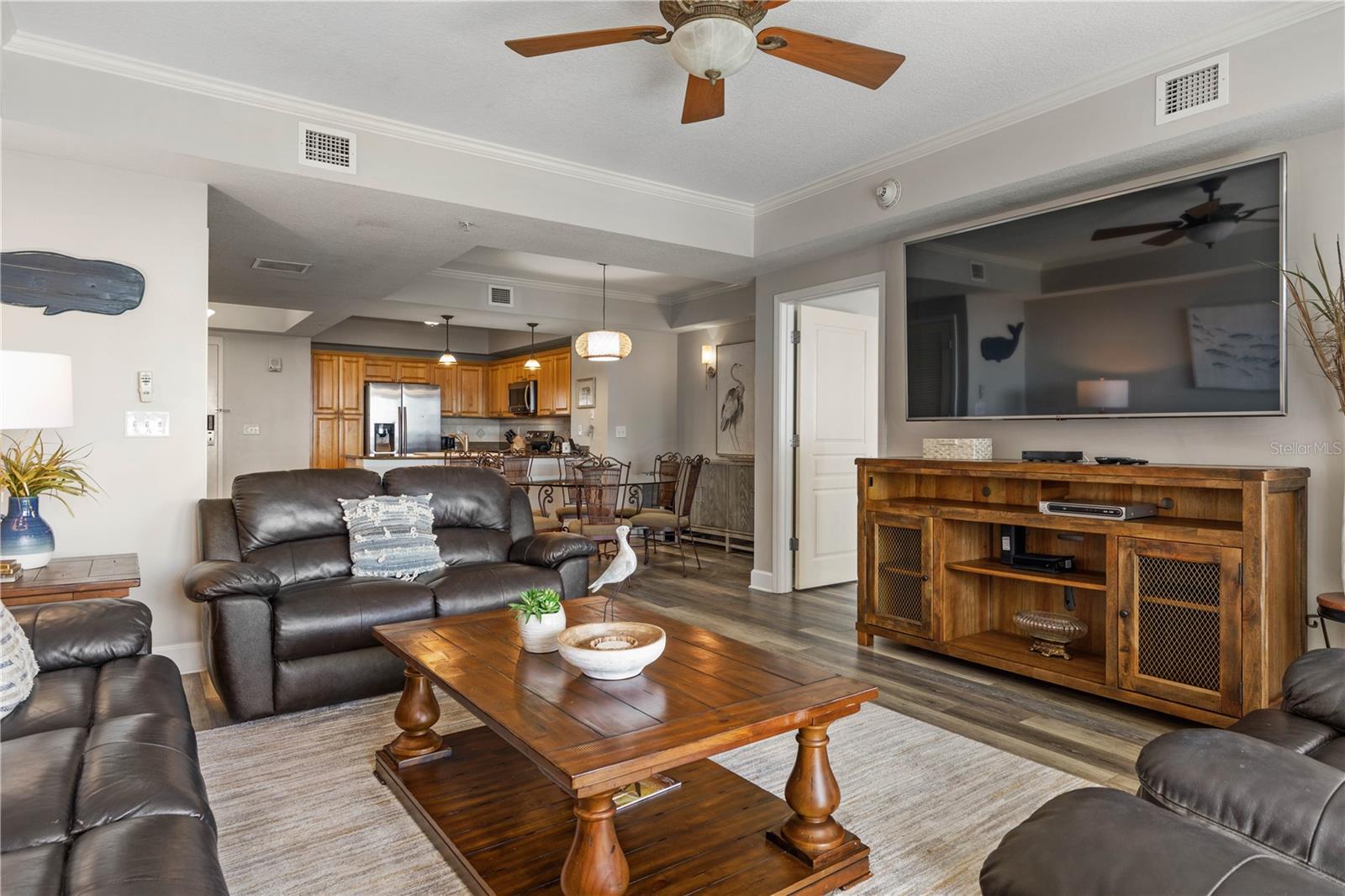 200 Ocean Crest Dr #617 Property Photo 8