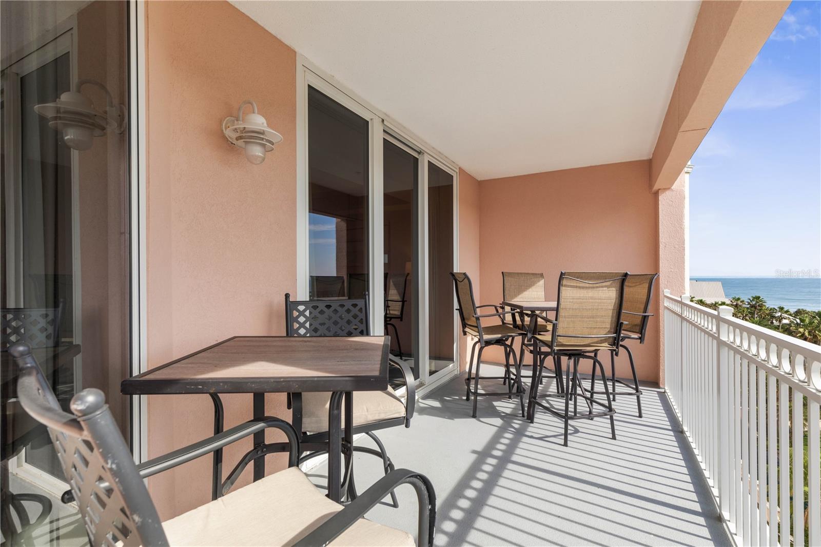 200 Ocean Crest Dr #617 Property Photo 11