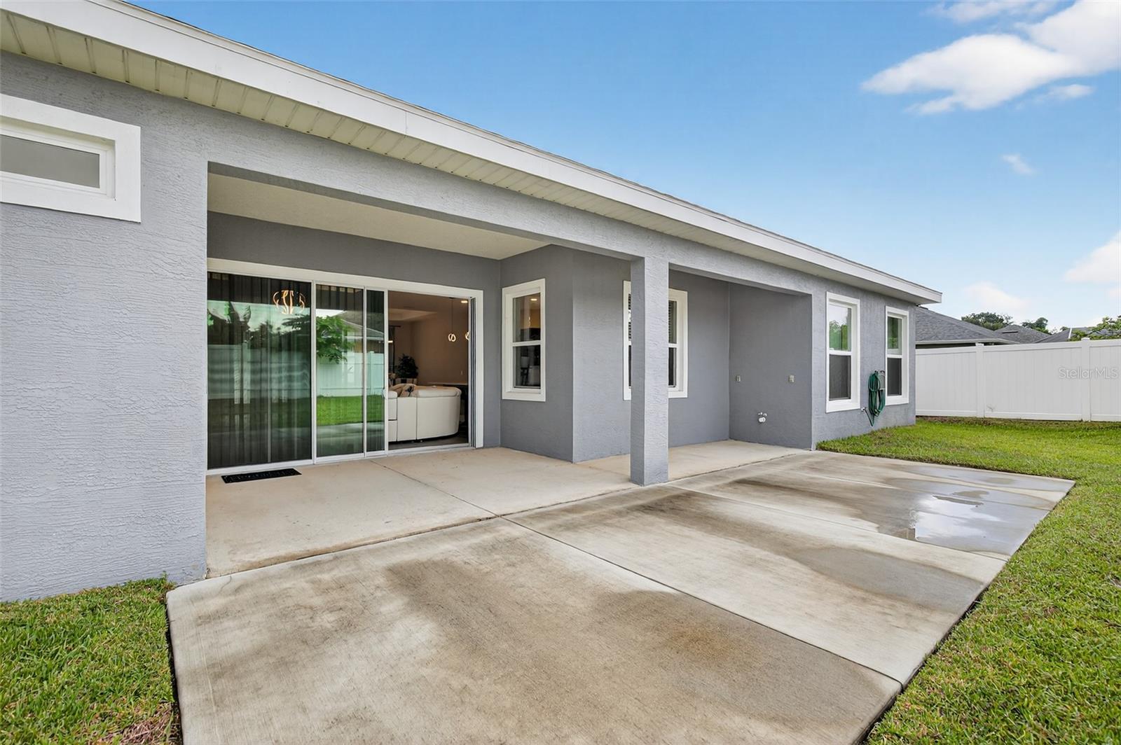 46 Furness Pl Property Photo 3