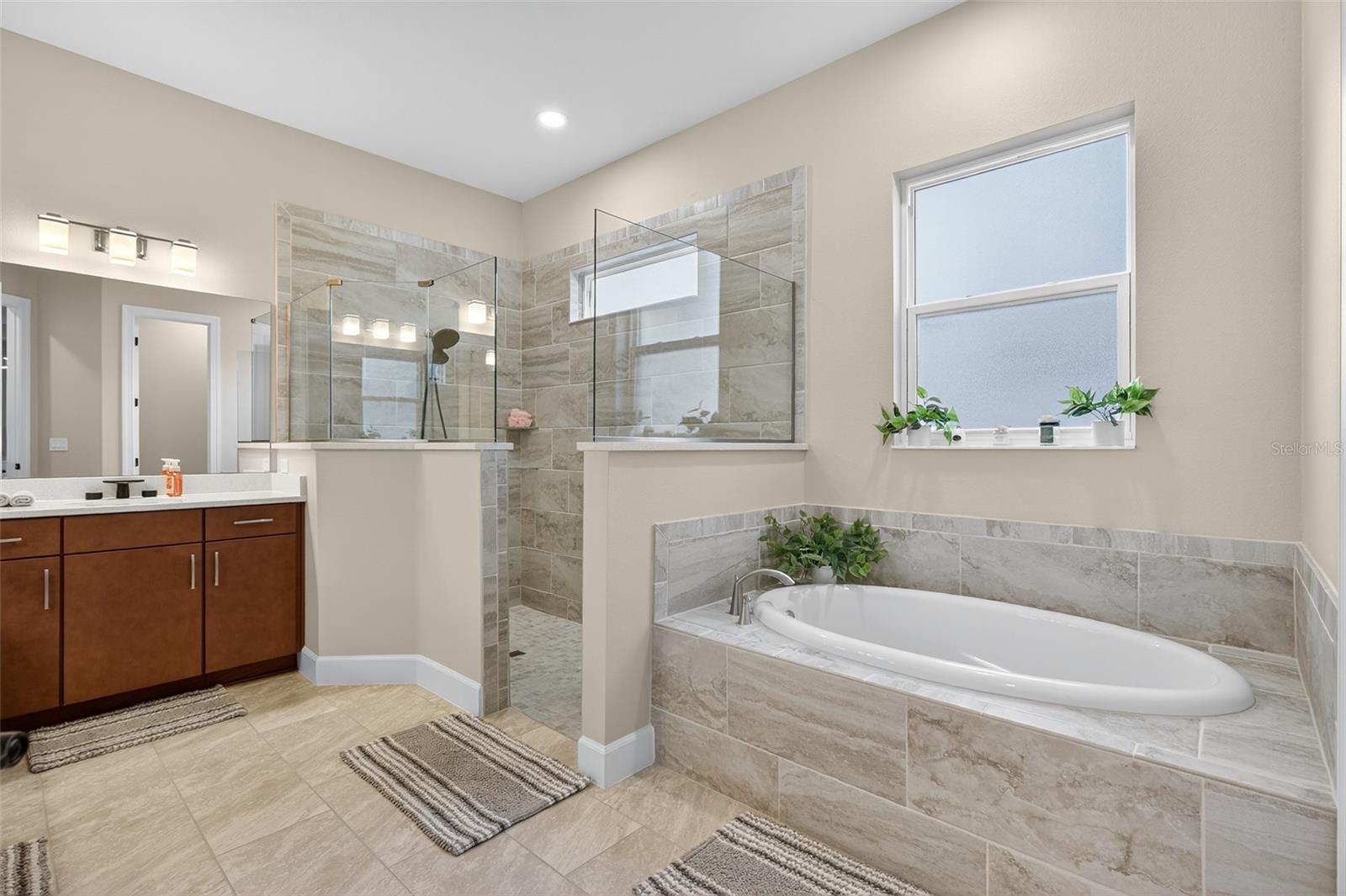 46 Furness Pl Property Photo 28