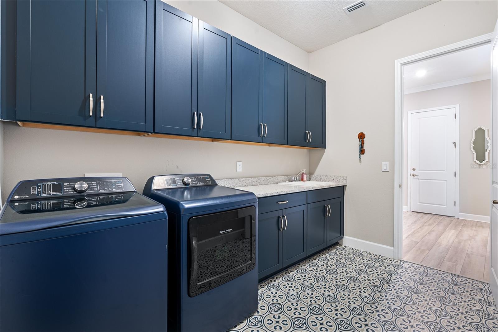 83 Reverie Dr N Property Photo 45