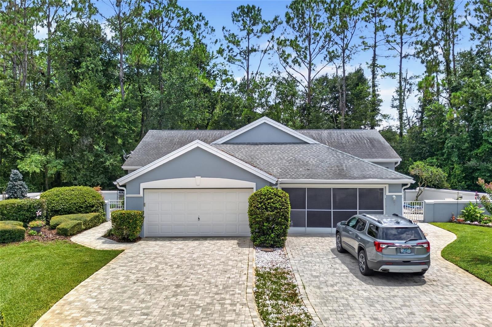 8055 Sw 115th Loop Property Photo 1