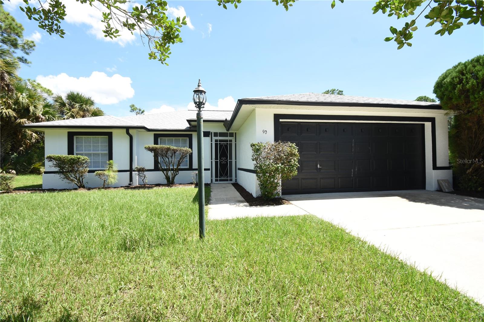 90 SLEEPY HOLLOW TRL Property Photo 1