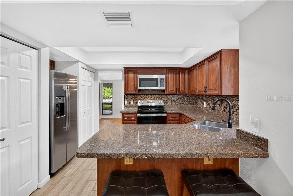 15 Sherbury Ct Property Photo 10
