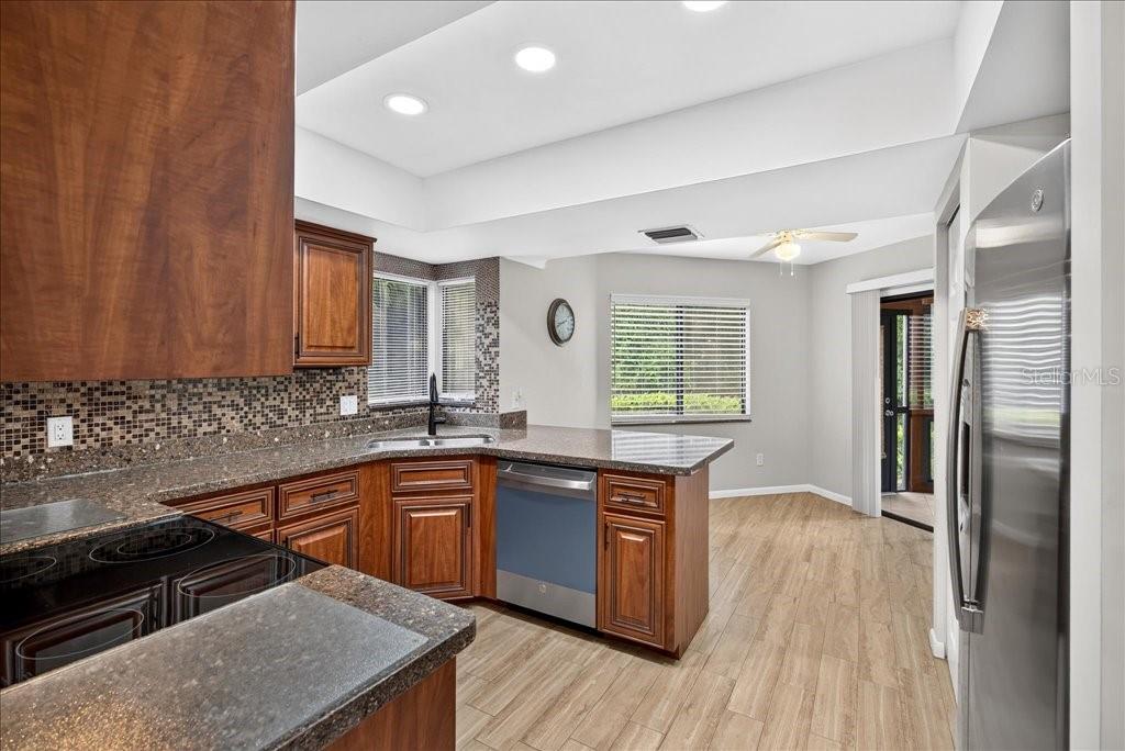 15 Sherbury Ct Property Photo 11