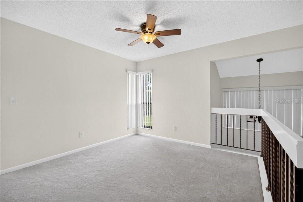 22 Oxford Ln #22 Property Photo 8