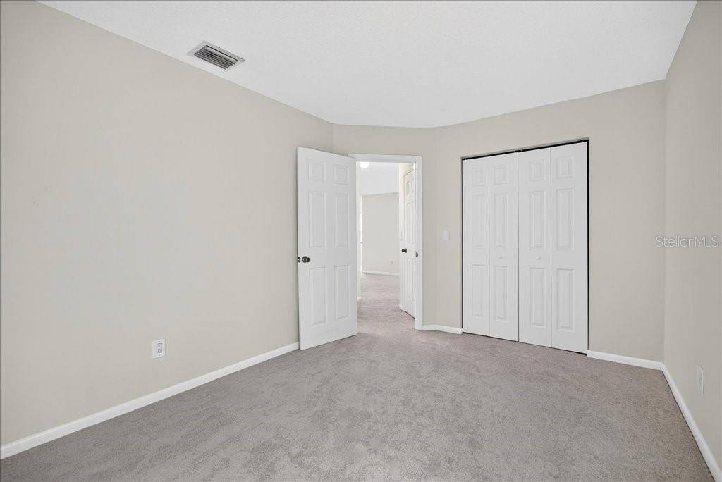 22 Oxford Ln #22 Property Photo 23