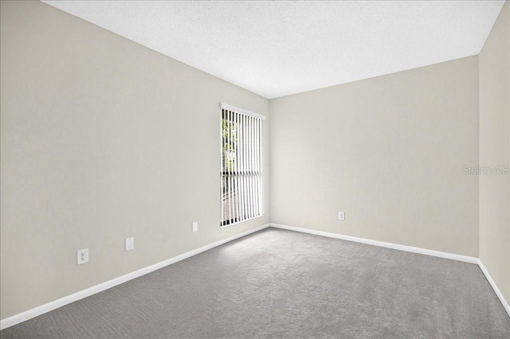 22 Oxford Ln #22 Property Photo 24