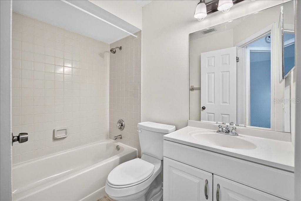 22 Oxford Ln #22 Property Photo 25