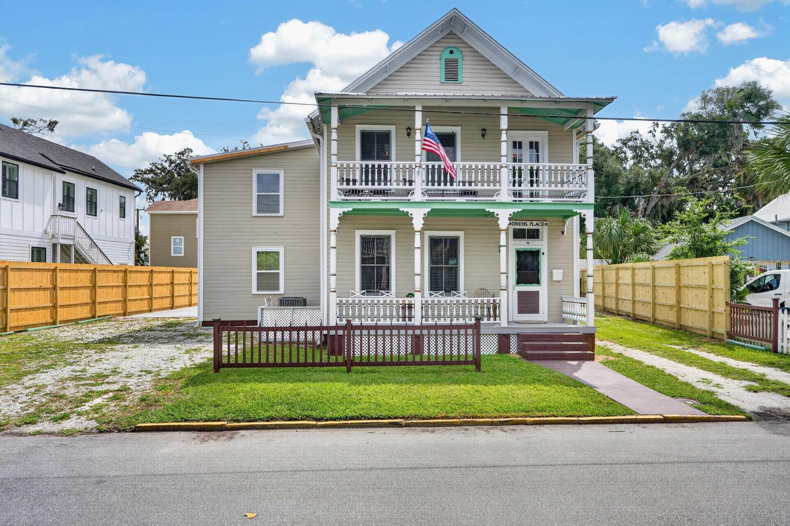 31 Sanford St Property Photo 1