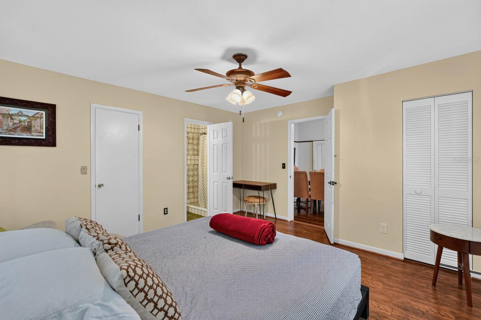 31 Sanford St Property Photo 29