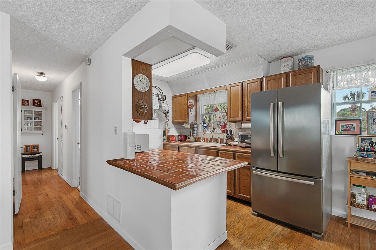 309 Cypress St Property Photo 6