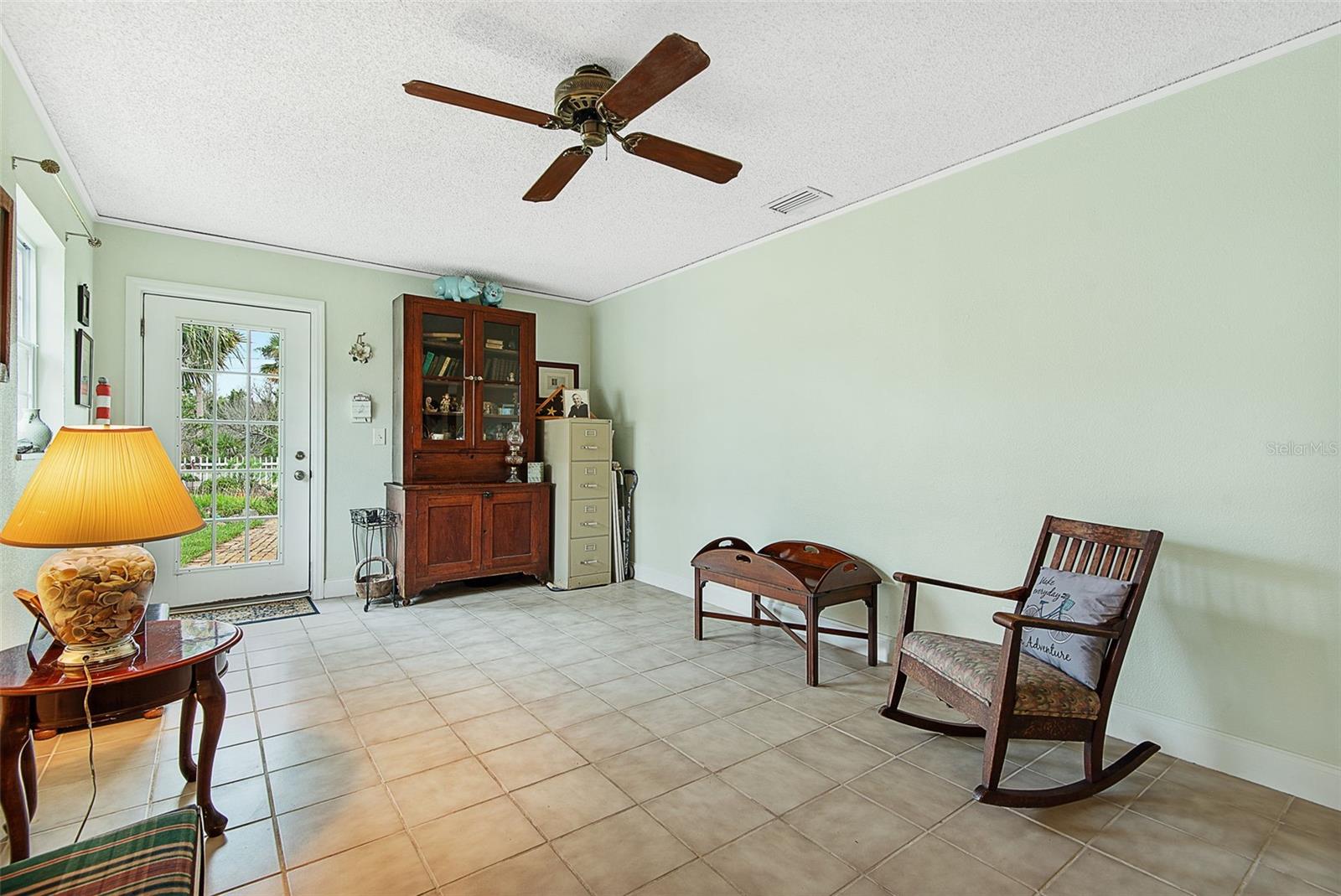 309 Cypress St Property Photo 25