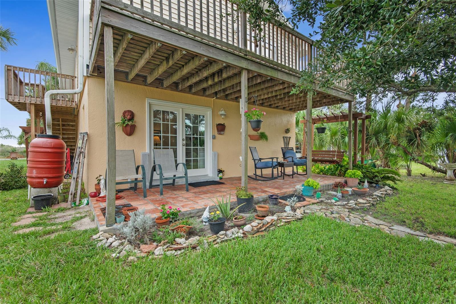 309 Cypress St Property Photo 41