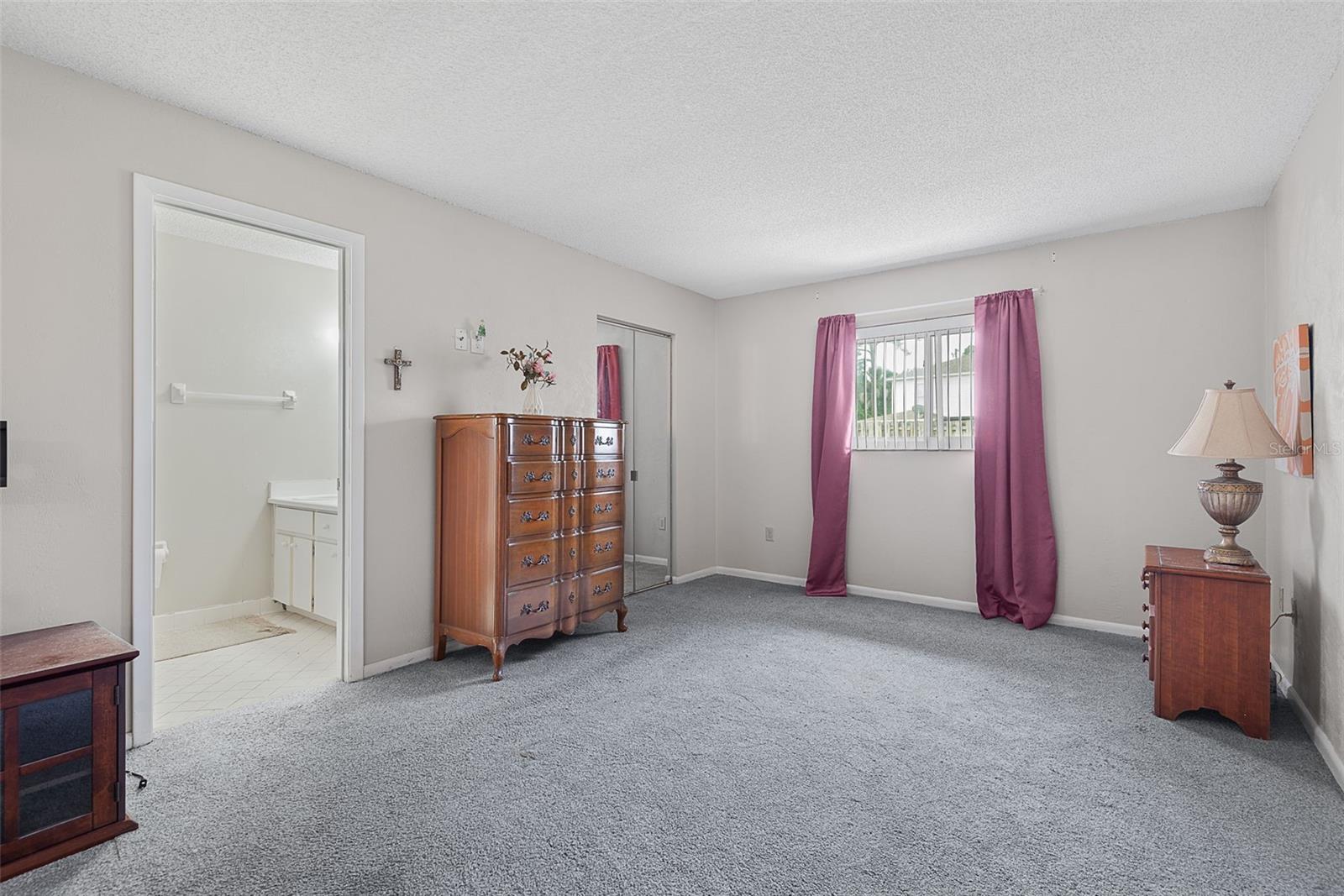 30 Princess Rose Dr Property Photo 16