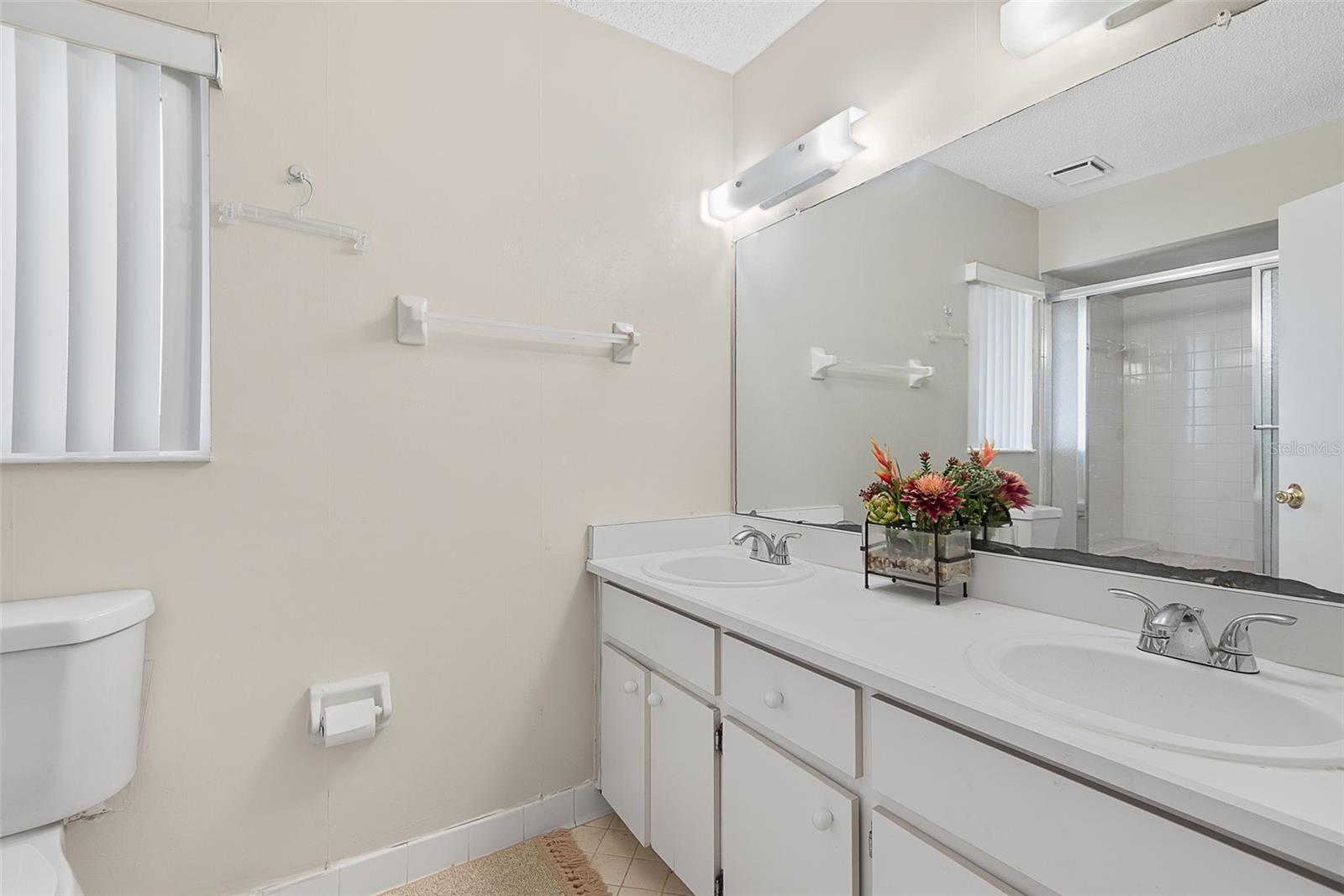 30 Princess Rose Dr Property Photo 18