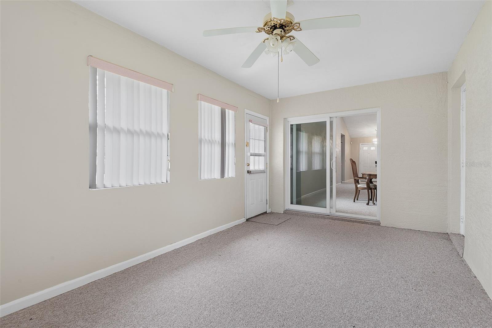 30 Princess Rose Dr Property Photo 28