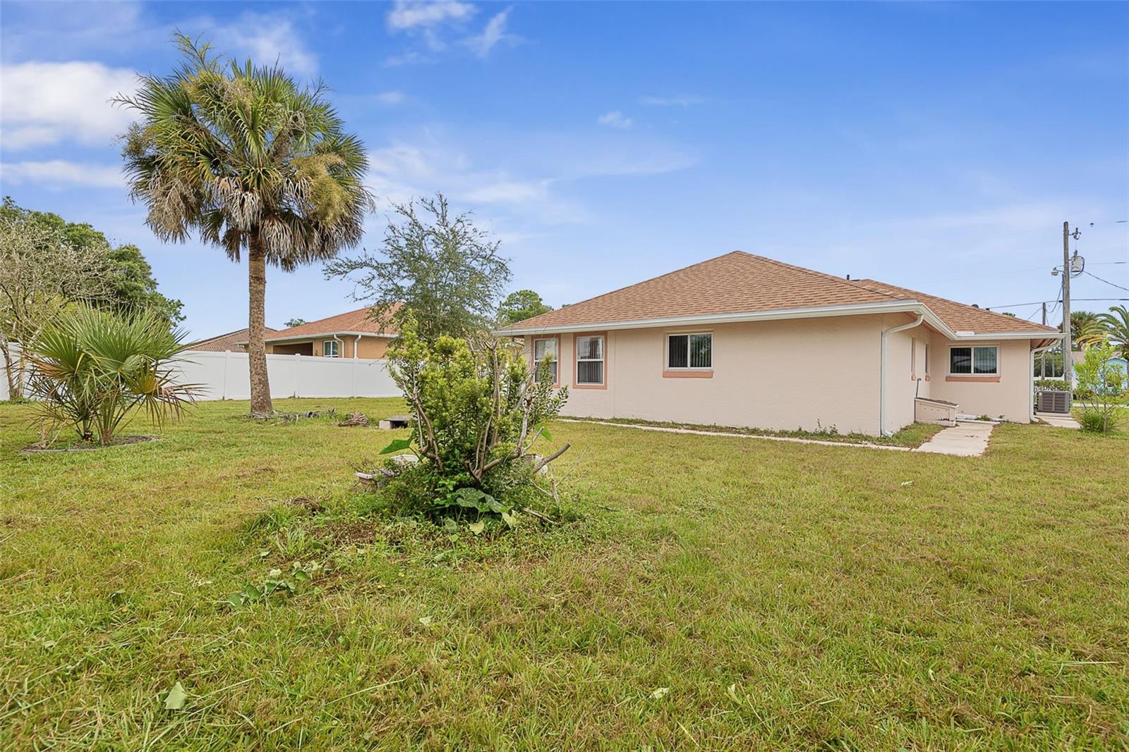 30 Princess Rose Dr Property Photo 32