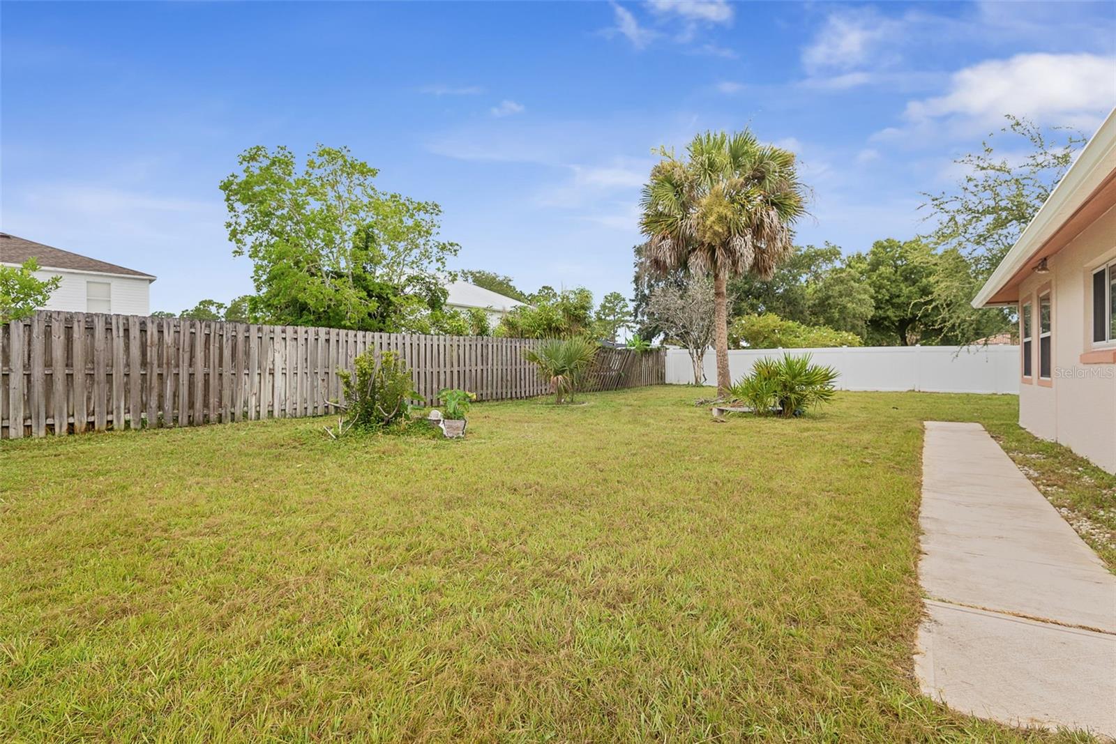 30 Princess Rose Dr Property Photo 34