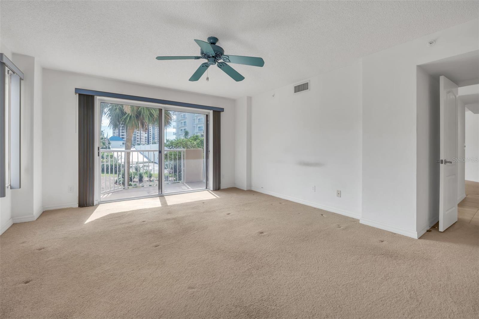 3 Oceans Blvd W #2d4 Property Photo 20