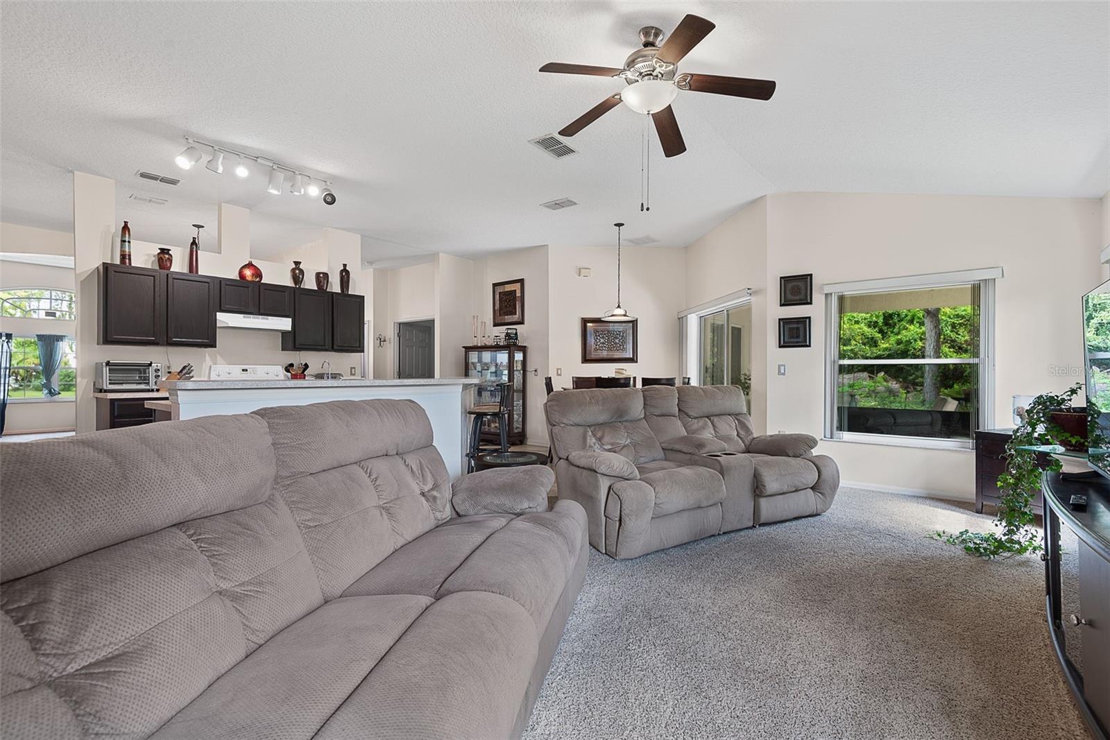 3 Russman Ln Property Photo 22