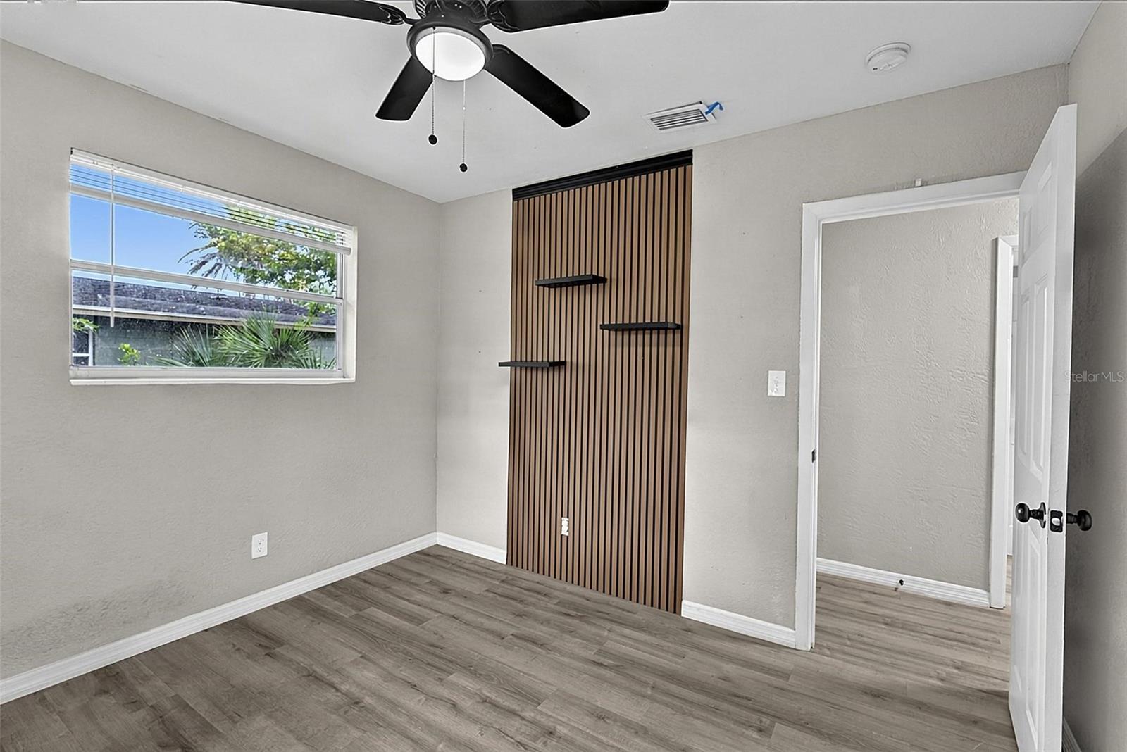 610 Roma St Property Photo 26