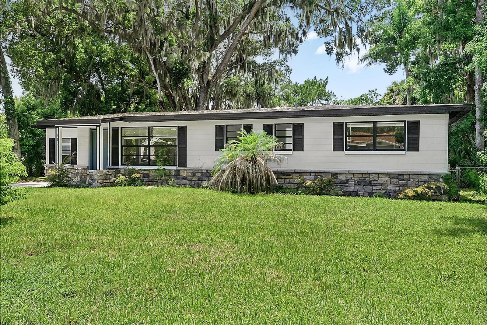 610 Roma St Property Photo 40