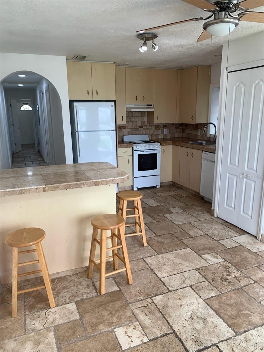 1908 S Ocean Shore Blvd #b Property Photo 8